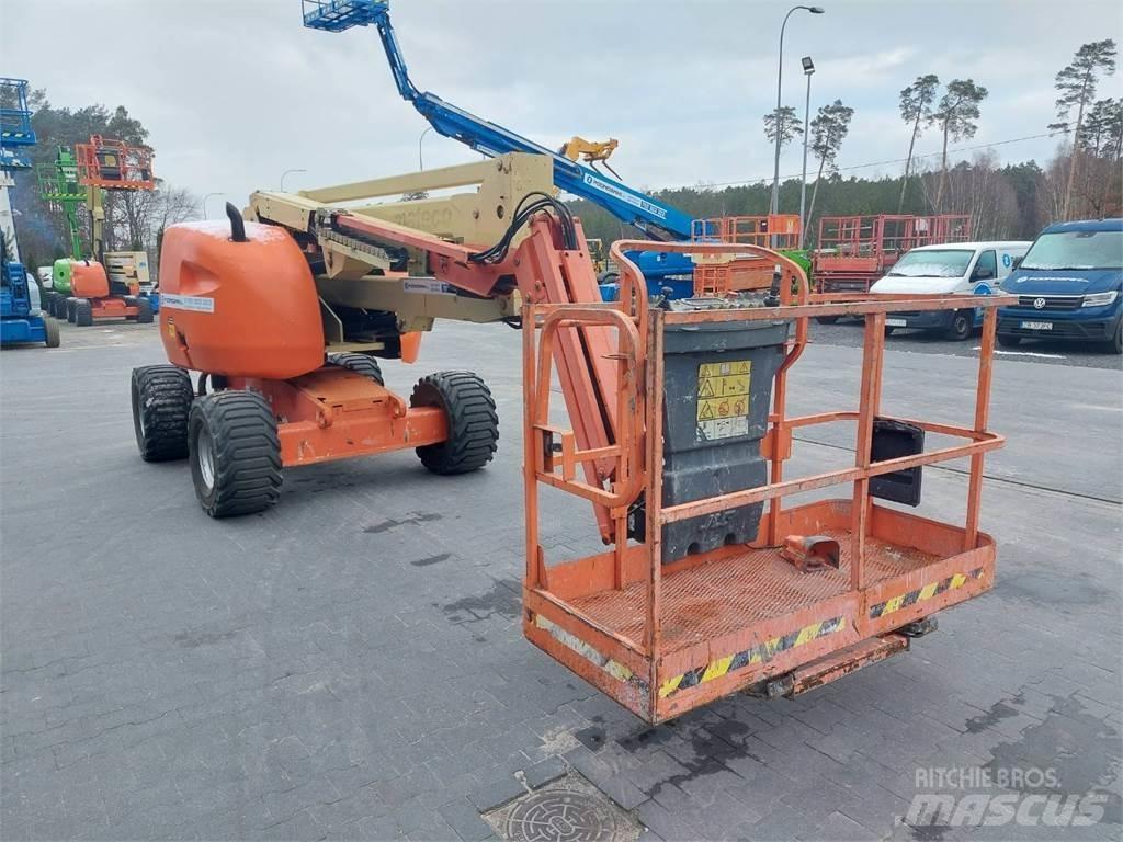 JLG 450AJ Articulated boom lifts