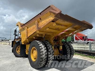 CAT 770G Rigid dump trucks
