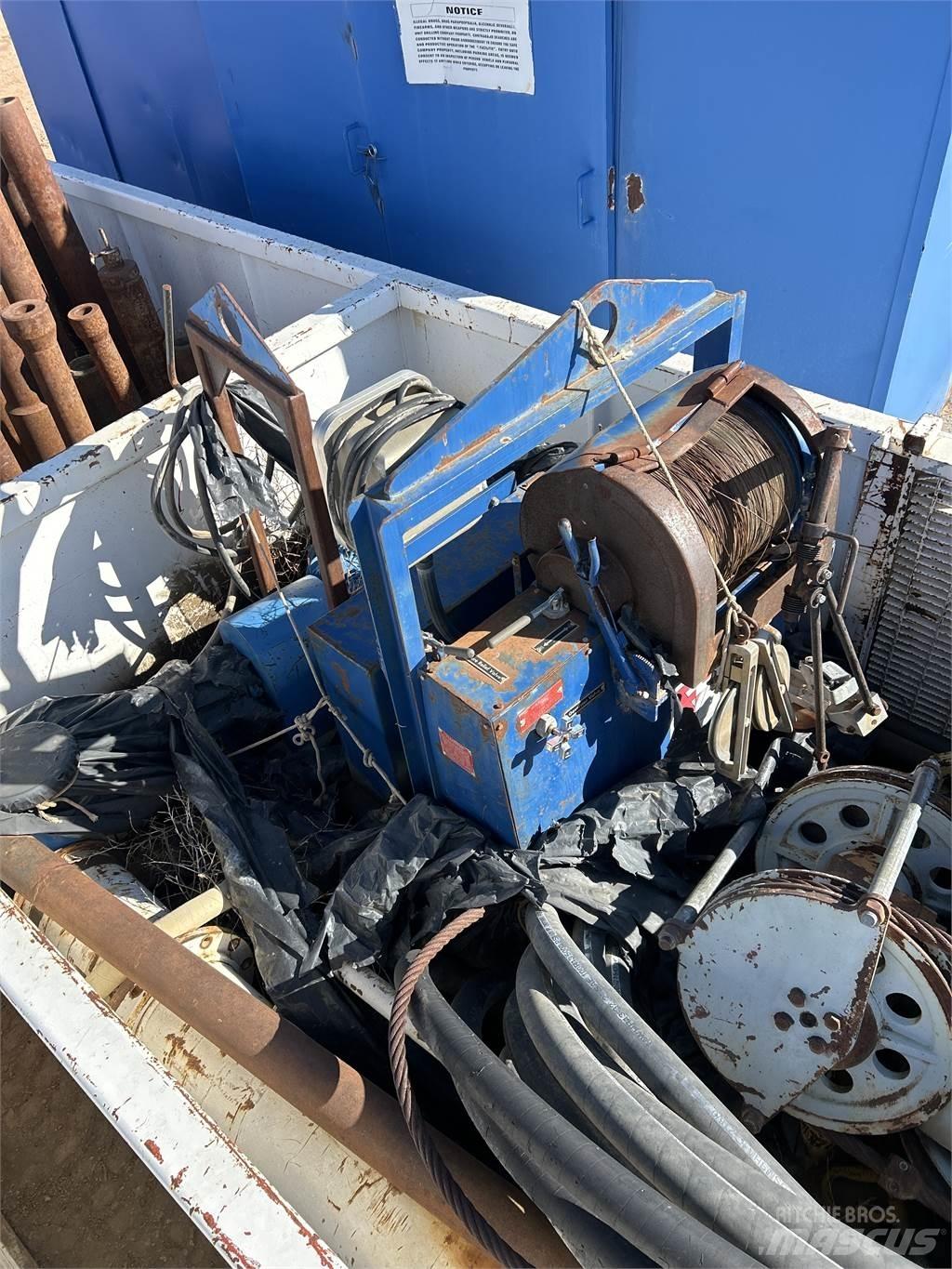  JUNK BASKET Construction - Others