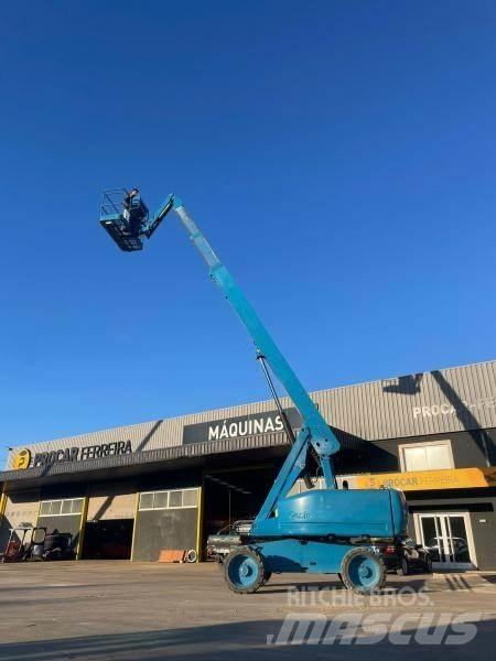 Genie S-65 Material Handling - Others