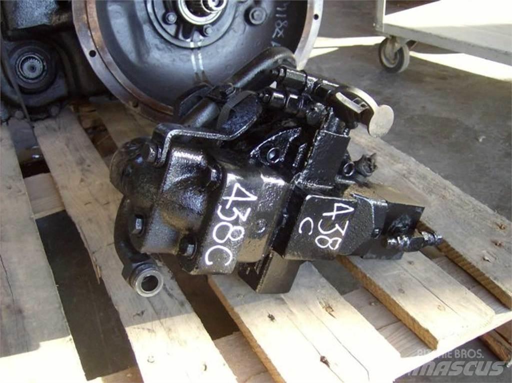 CAT 438C Construction - Others