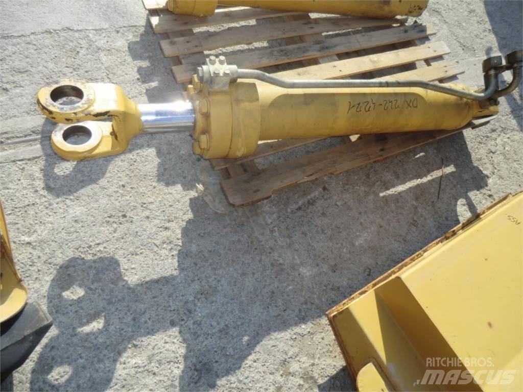 CAT 735 Construction - Others