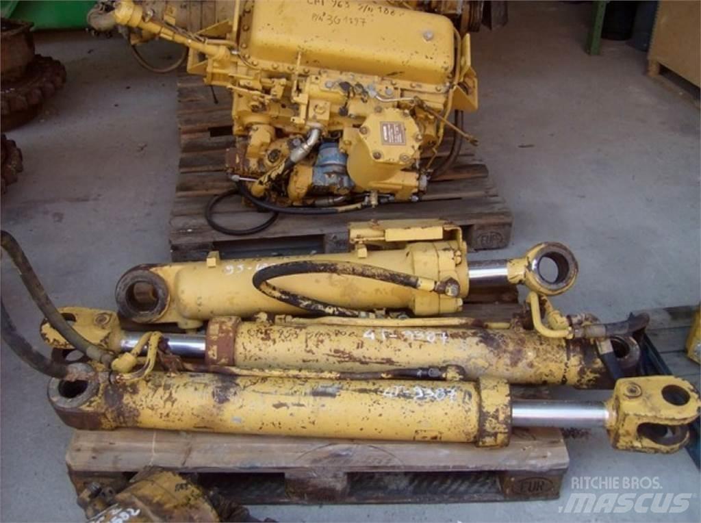 CAT 953 Construction - Others