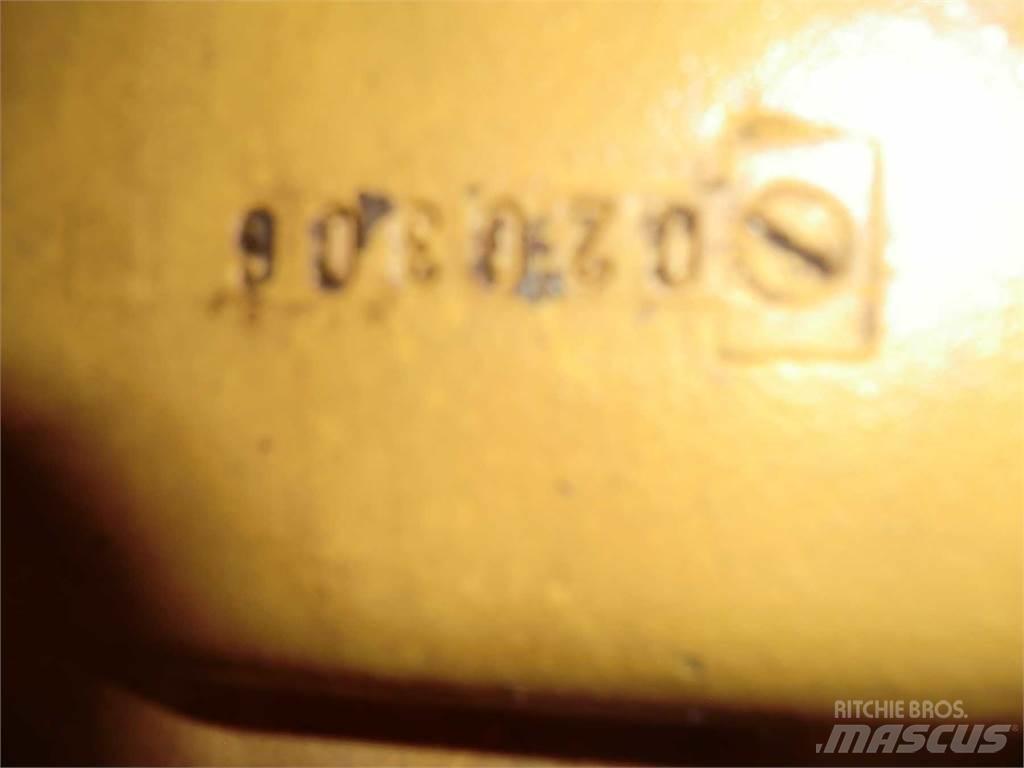 CAT 953C Construction - Others