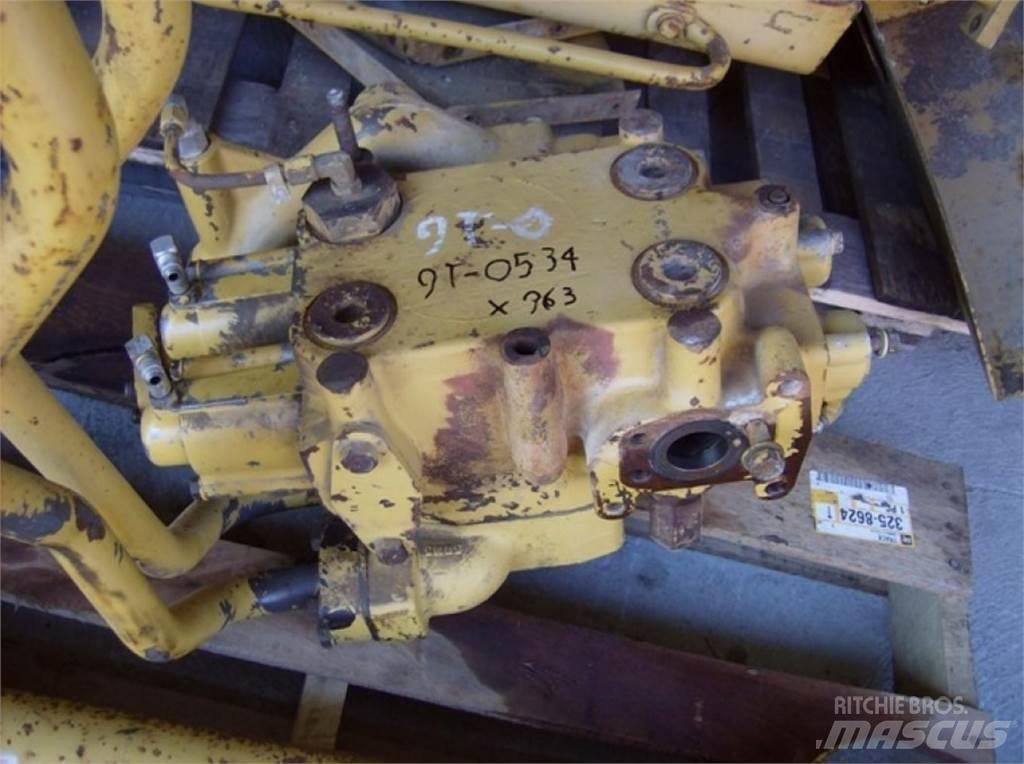 CAT 963 Construction - Others