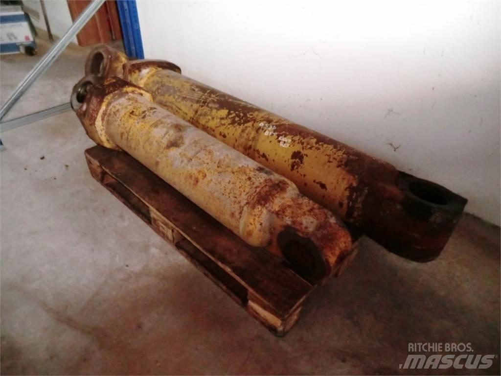 CAT 988B Construction - Others