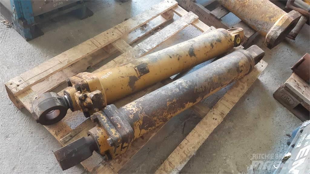 CAT 988B Construction - Others