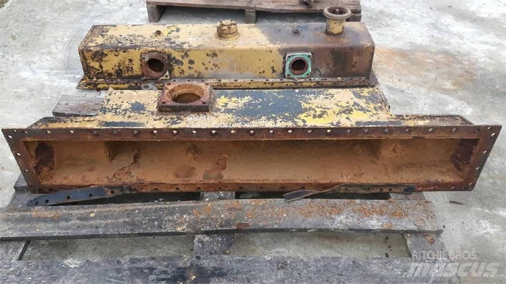 CAT 988B Construction - Others