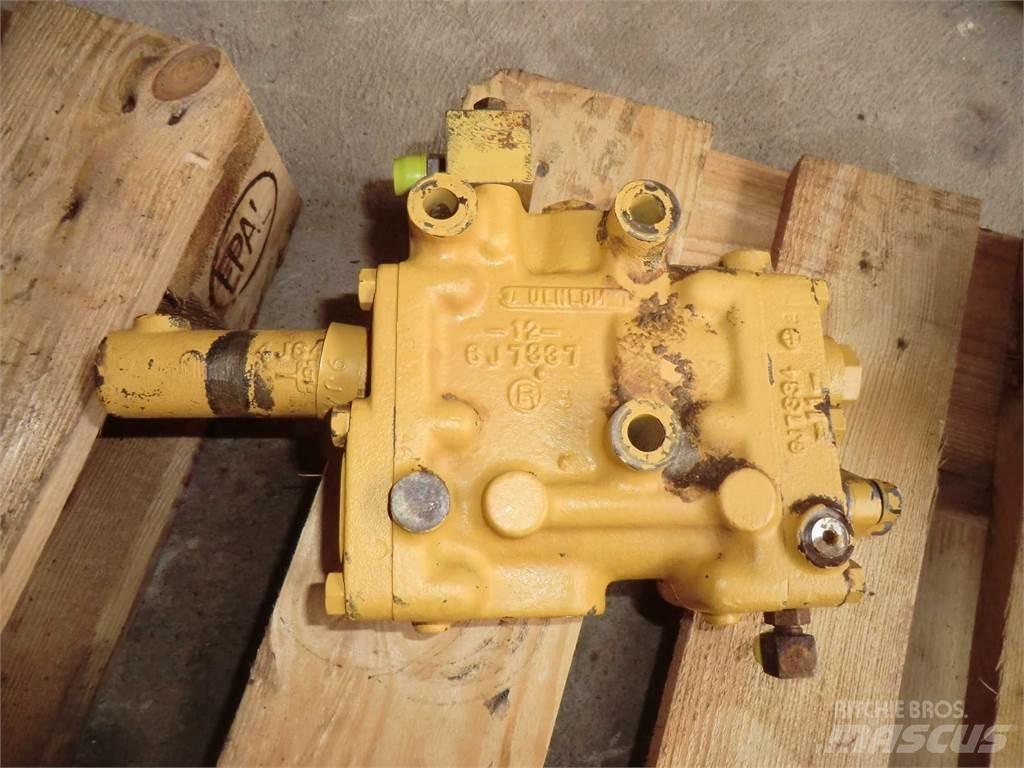 CAT 988B Construction - Others