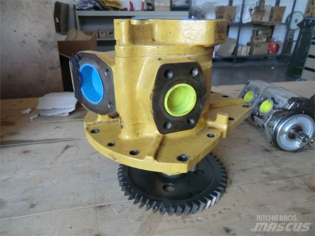 CAT 988H Construction - Others
