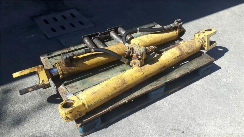 CAT 988H Construction - Others