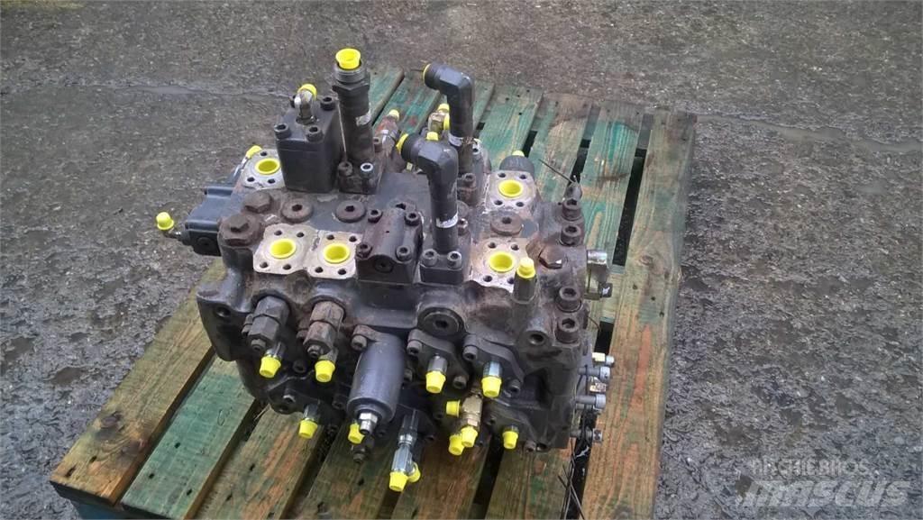 CAT 988H Construction - Others