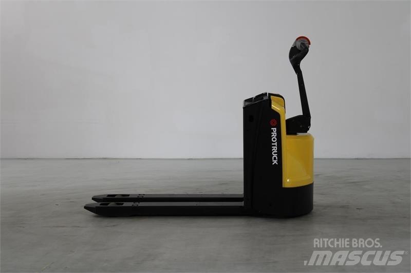 Hyster P1.6 Low lifter