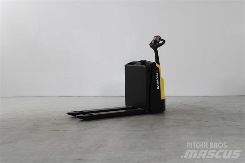 Hyster P1.6 Low lifter