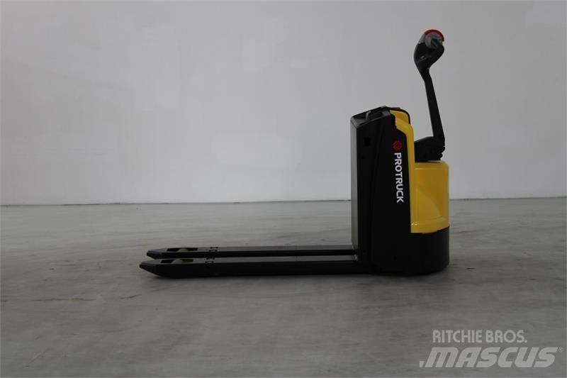 Hyster P1.6 Low lifter