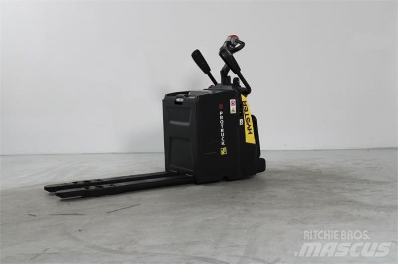 Hyster P2.0S Low lifter with platform