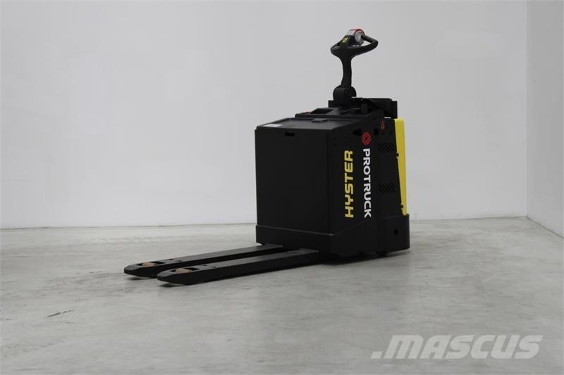 Hyster P2.0S Low lifter with platform