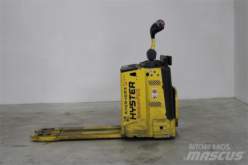 Hyster P2.0S Low lifter with platform