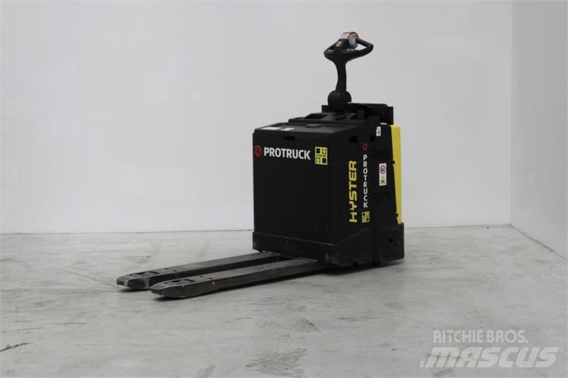 Hyster P2.0S Low lifter with platform