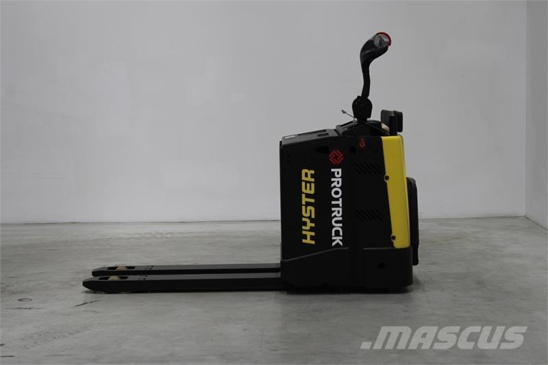 Hyster P2.0S Low lifter with platform