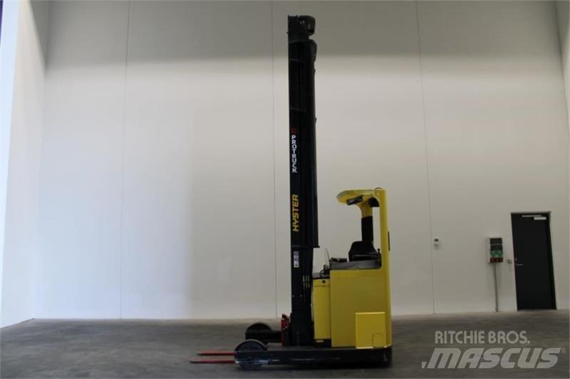 Hyster R2.0 Reach trucks
