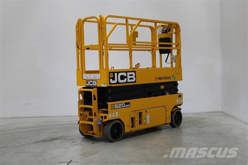 JCB S2032E Scissor lifts