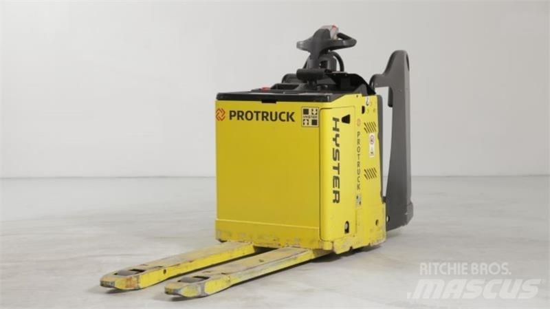 Yale MP20X Low lifter with platform