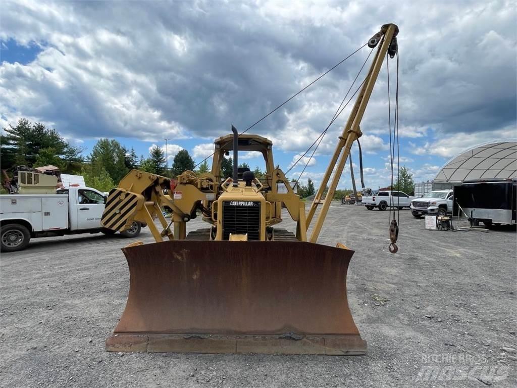 CAT D5G Pipelayer dozers