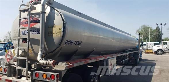 Polar AEB6 9,500-4 Tanker semi-trailers