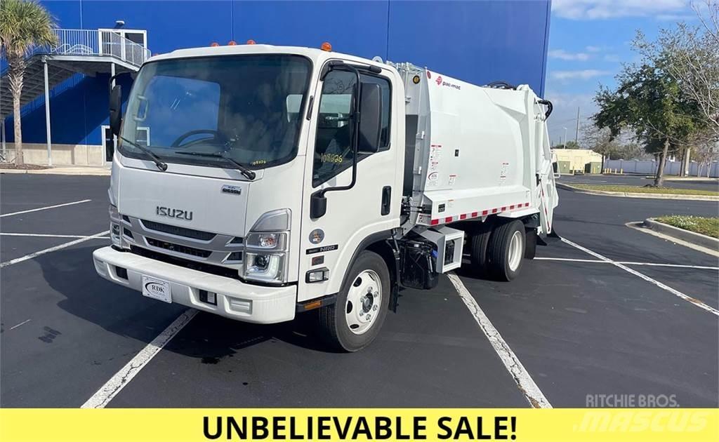 Isuzu NRR Waste trucks