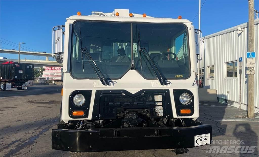 Mack MRU613 Waste trucks