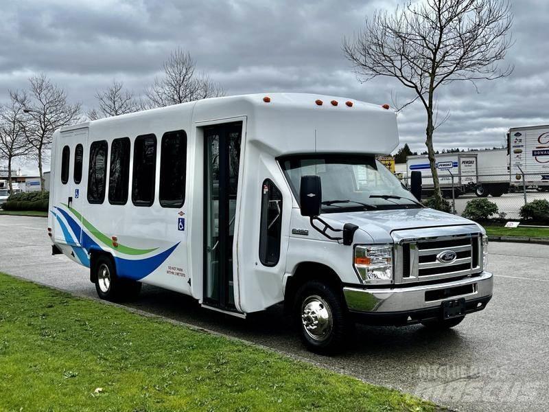 Ford Econoline Mini buses