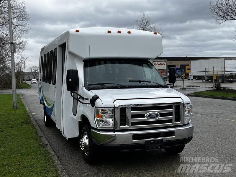 Ford Econoline Mini buses