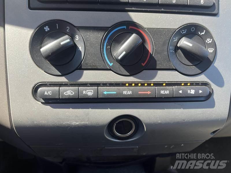 Ford Expedition Cars