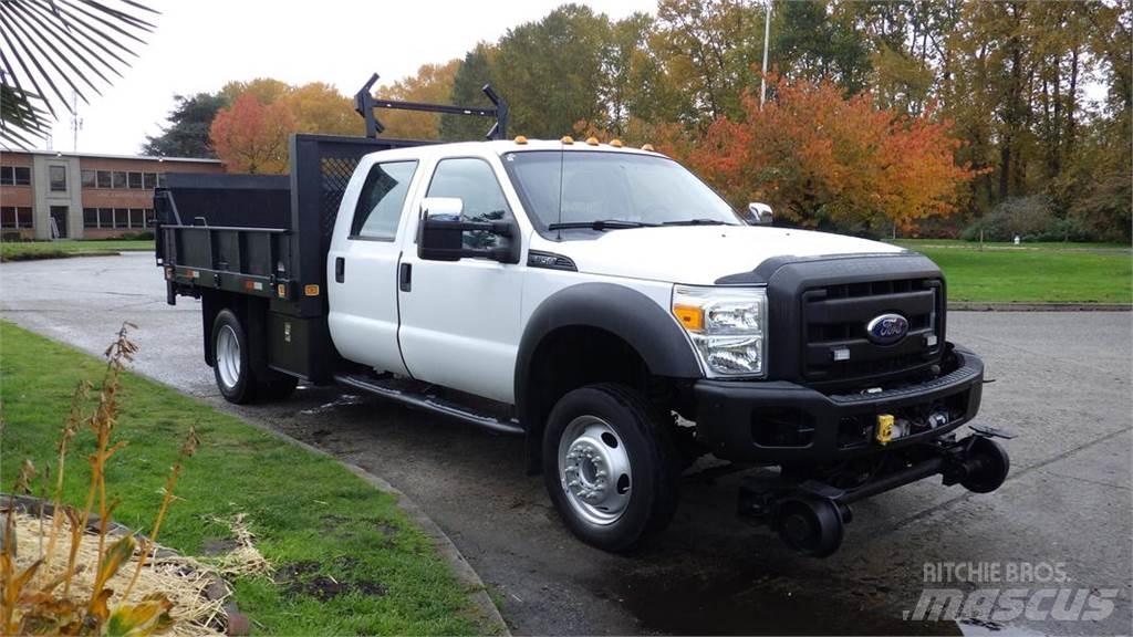 Ford F-550 Flatbed / Dropside trucks