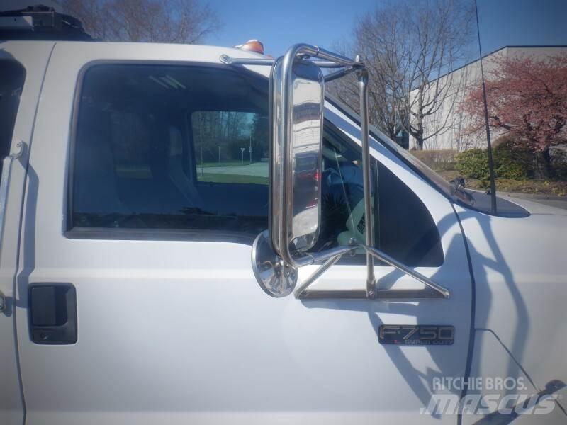 Ford F-750 Municipal / general purpose vehicles