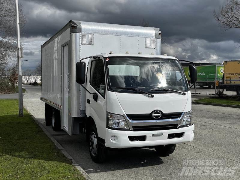 Hino 195 Panel vans