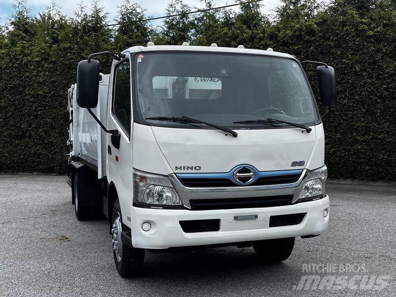 Hino 195 Waste trucks