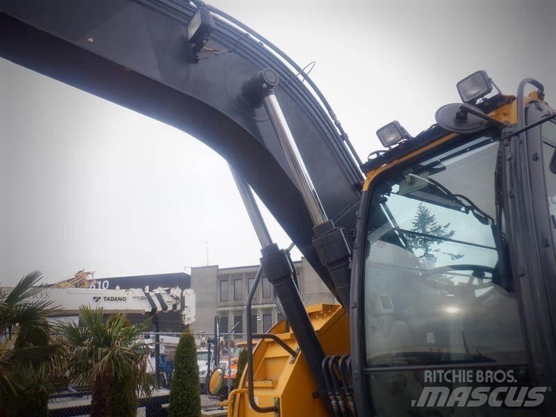 John Deere 190D W Crawler excavators