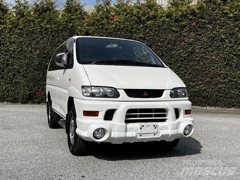 Mitsubishi Delica Cars