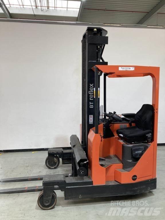 BT FRE270 4-way reach trucks