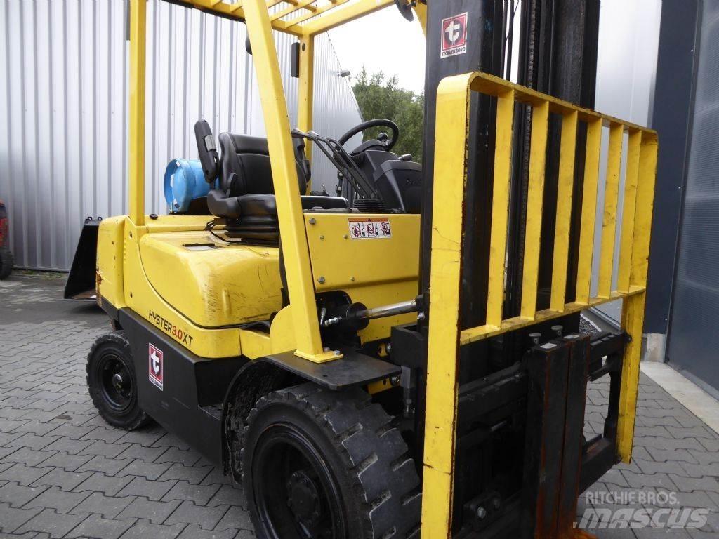 Hyster H3.0XT Diesel trucks