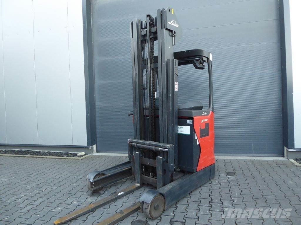Linde R16-01 Reach trucks