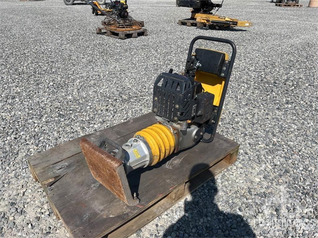  BAUMAX GS72XL Plate compactors