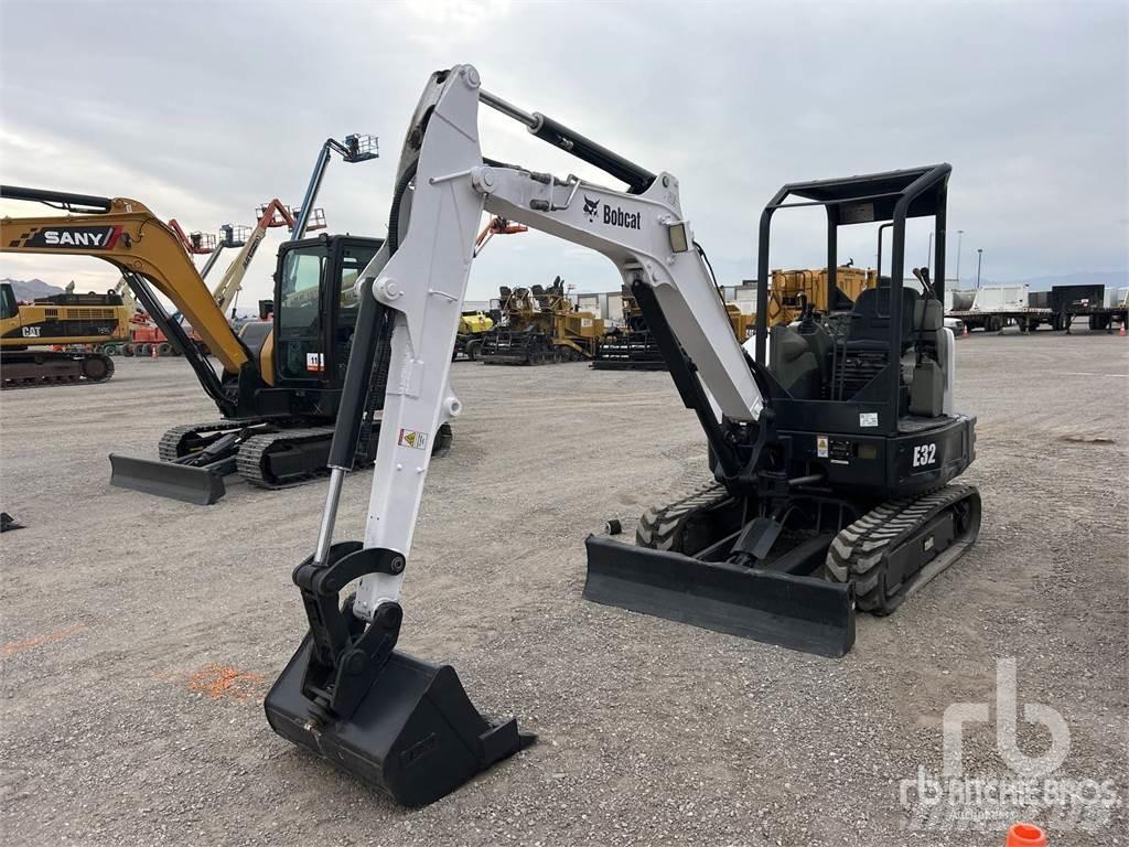 Bobcat E32 Mini excavators < 7t (Mini diggers)