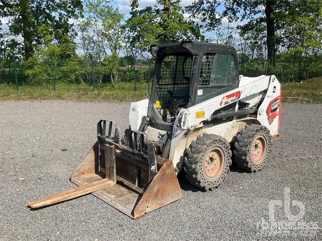 Bobcat S550 Skid steer loaders