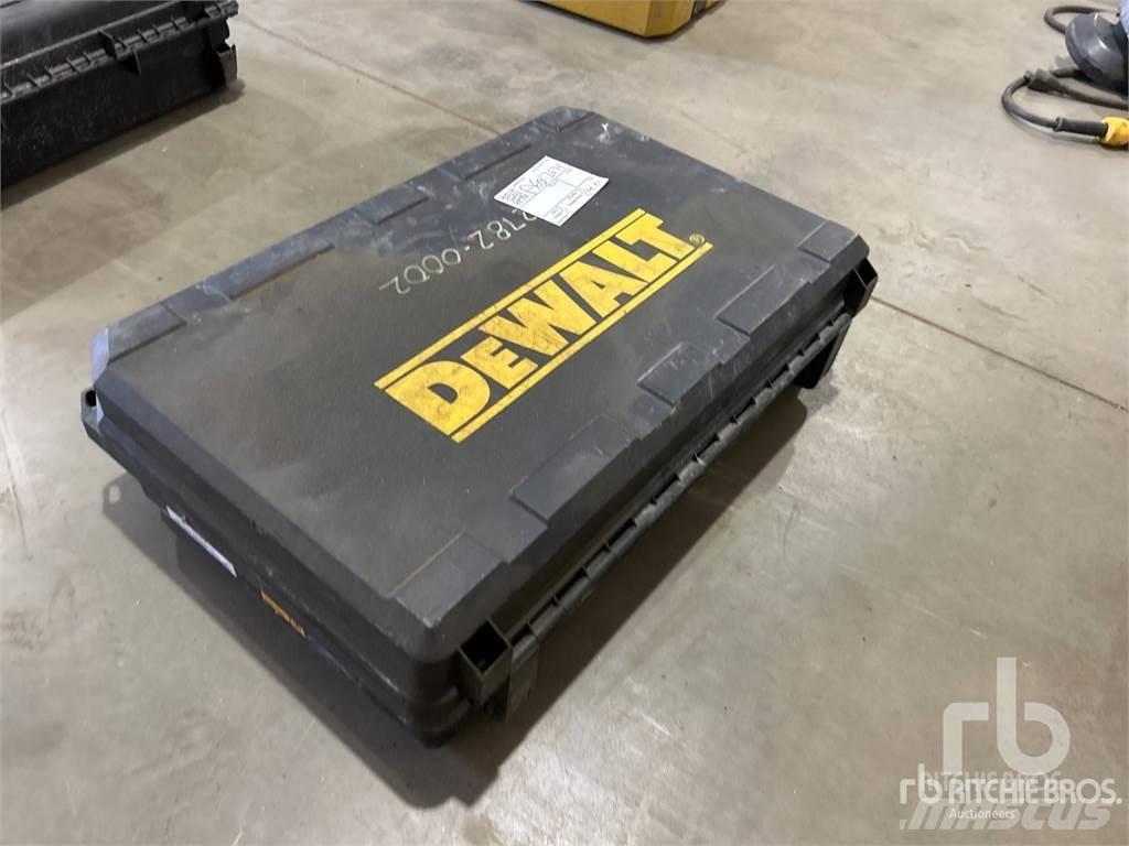 Bosch D25763 Construction - Others