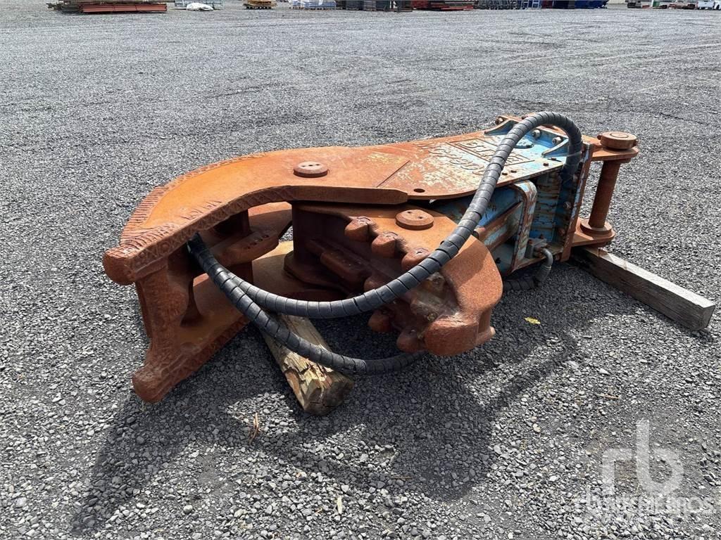 BTI MCP900 Pulveriser  (Demolition Crusher ) 