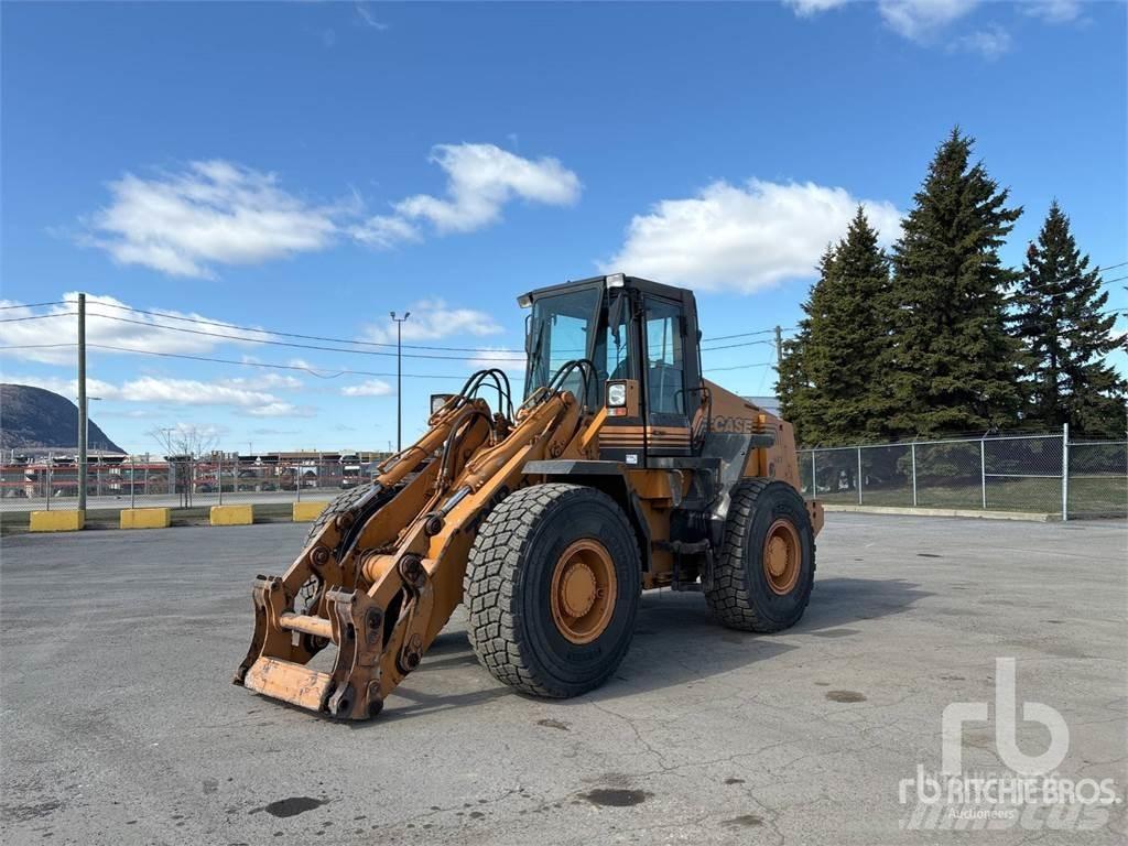 CASE 721B Wheel loaders