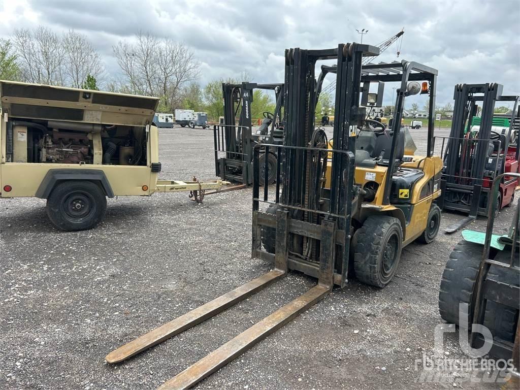 CAT C5000 Diesel trucks